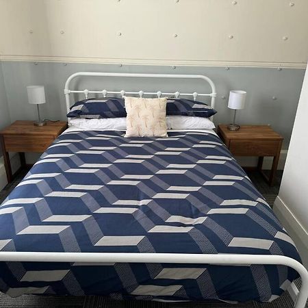 4 Large Bedroom Apartment In The City Hastings Exterior photo